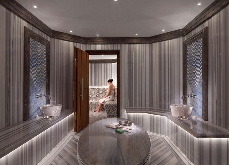Four Seasons Hotel des Bergues Geneva 21