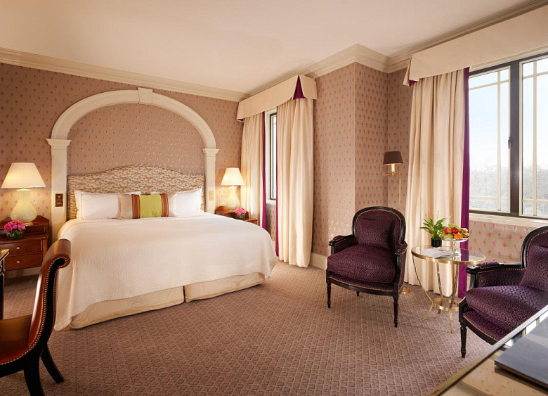 Hotel The Dorchester  12