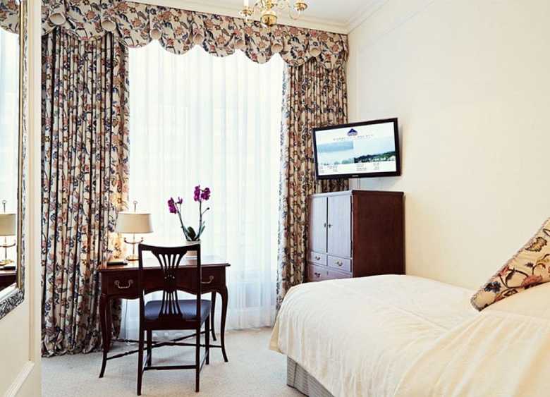 Hotel Badrutt’s Palace  23