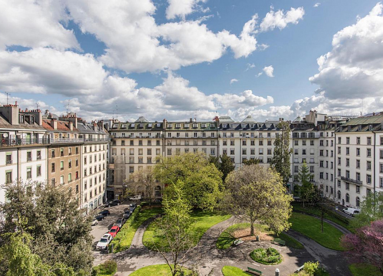 Hotel Bristol 17