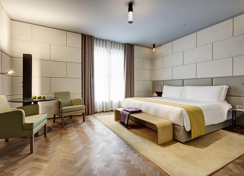 Hotel Café Royal 13