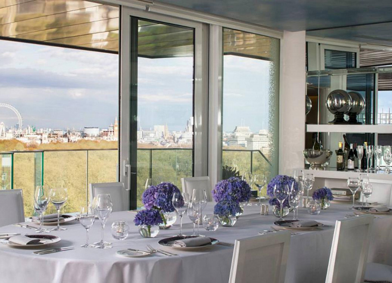 Four Seasons Hotel London at Park Lane 13