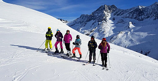 Saint-Charles International School  32