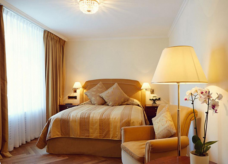 Hotel Badrutt’s Palace  17