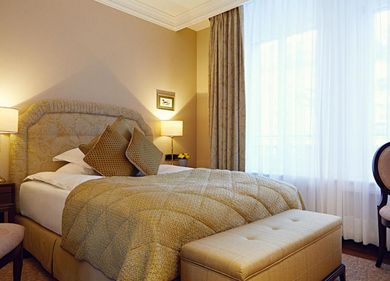 Hotel Badrutt’s Palace  25