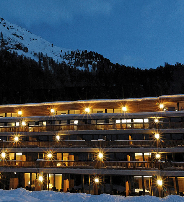 Hotel Nira Alpina banner 2