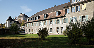Saint-Charles International School  9
