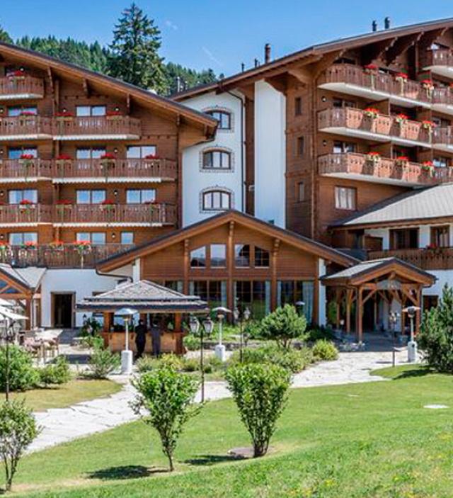 Chalet RoyAlp Hôtel & Spa  banner 2