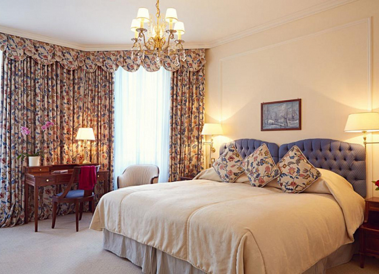 Hotel Badrutt’s Palace  15
