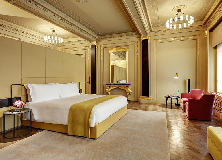 Hotel Café Royal 9