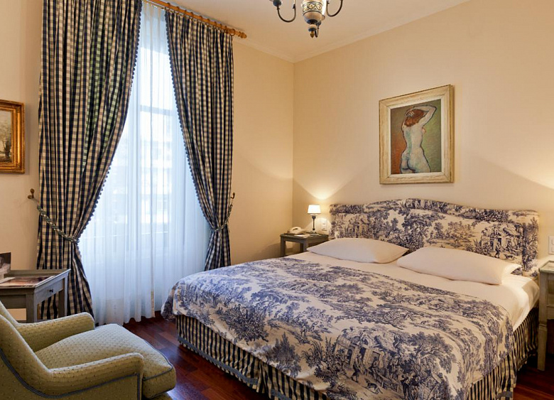 Hotel Angleterre & Résidence  9
