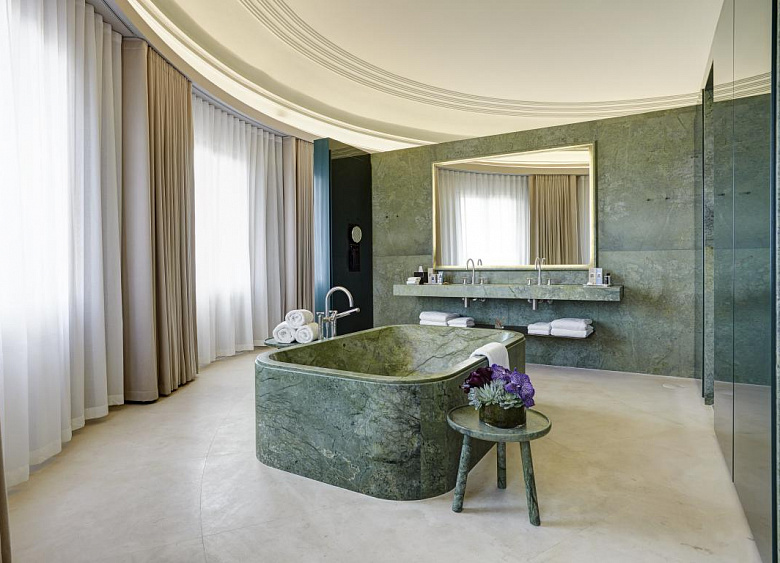 Hotel Café Royal 3