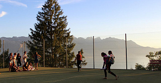 Surval Montreux 57