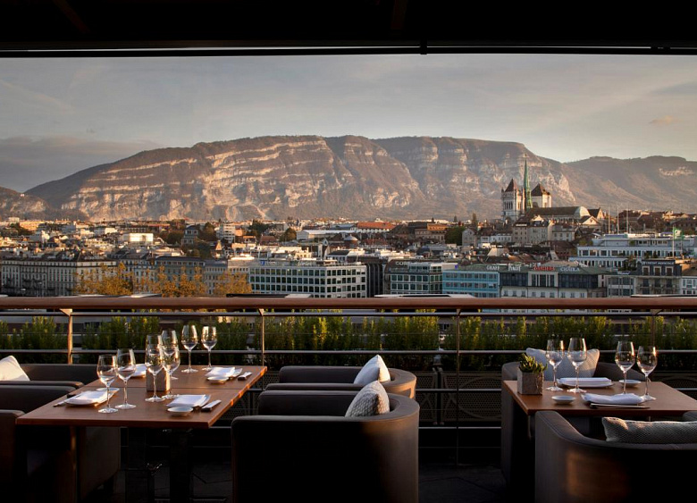 Four Seasons Hotel des Bergues Geneva 17